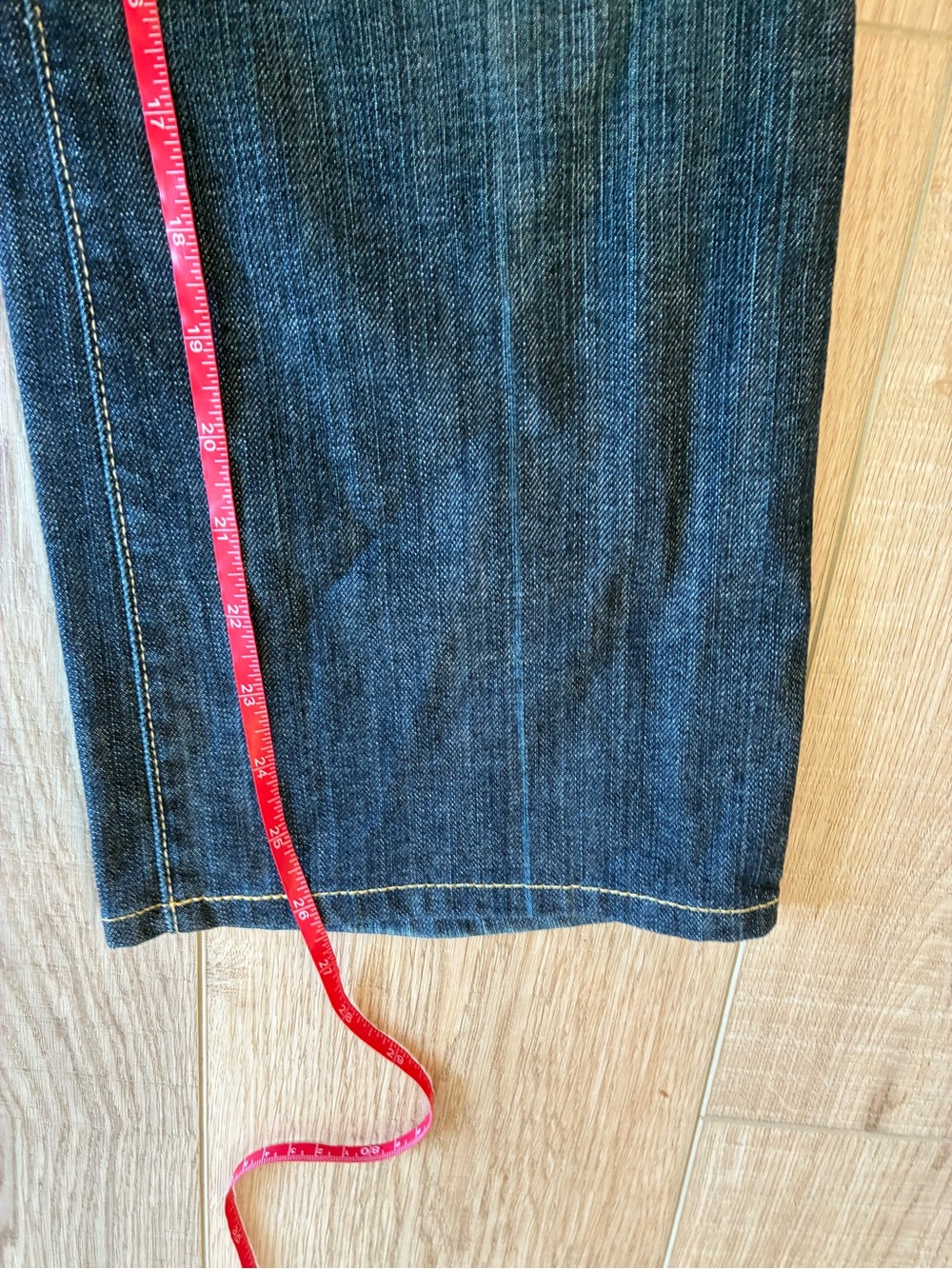 David Kahn Women's Dark Blue Bootcut Jeans medium rise 6p EUC embroidered pocket - Picture 6 of 6